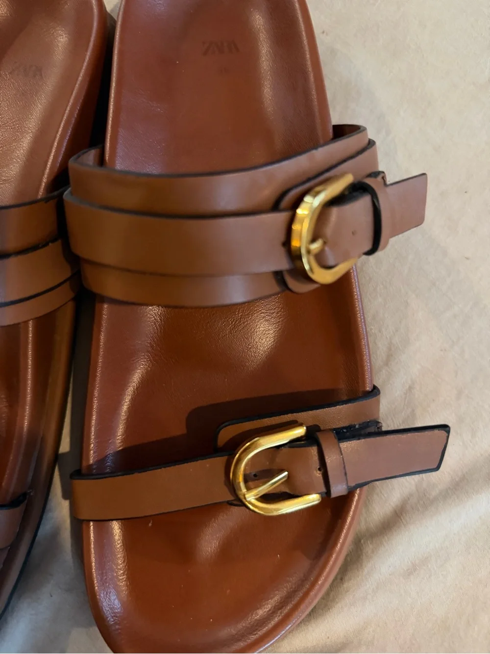 Zara brown buckle sandals - Picture 2 of 8